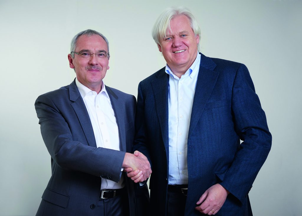Hans Beckhoff, GeschÃ¤ftsfÃ¼hrender Inhaber von Beckhoff Automation, und Martin Kristof, GeschÃ¤ftsfÃ¼hrer der ADL Embedded Solutions GmbH, (v.r.n.l.) freuen sich, die Ãbernahme von ADL in die Beckhoff-Unternehmensgruppe bekannt zu geben. (Bild: Beckhoff Automation GmbH & Co. KG)